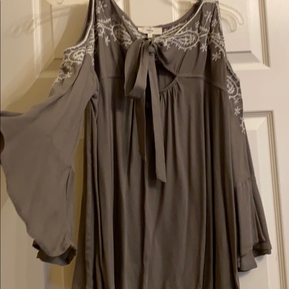 Blouse - Picture 1 of 5